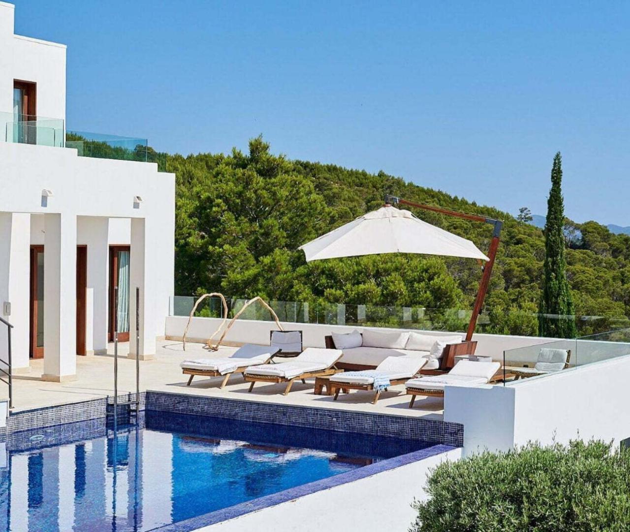 Casa Lines Cala Llonga (Ibiza)