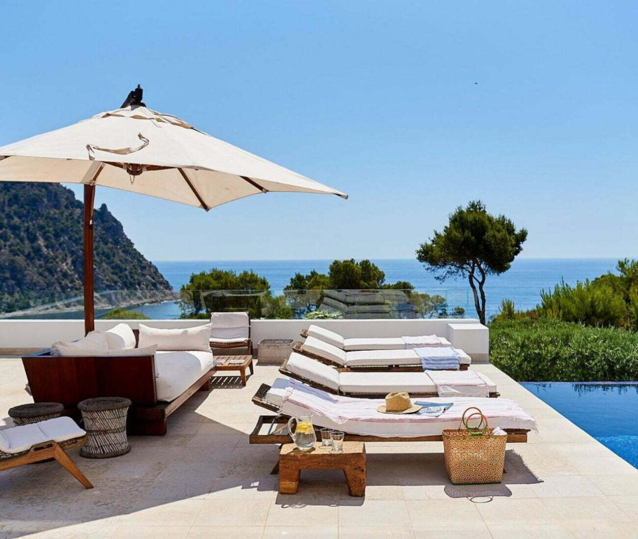 Casa Lines * Cala Llonga (Ibiza)